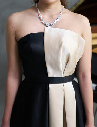 Fine Feathers・TU2320-BKGD