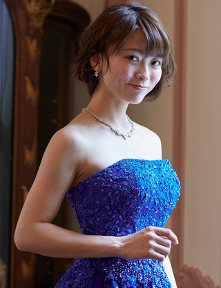 TWEED DRESS(ツイードドレス)のロイヤルブルーロングドレス・チュール|TB1714-RBLの上半身斜め画像です。