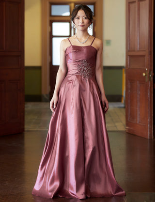 TWEED DRESS(ツイードドレス)のピンクローズロングドレス・タフタ|TH1432-1-PKRの全身正面ストラップ着用画像です。