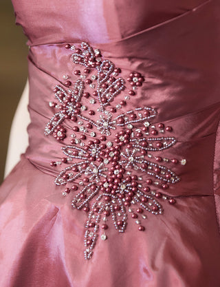 TWEED DRESS(ツイードドレス)のピンクローズロングドレス・タフタ|TH1432-1-PKRの上半身ウエストビジュ装飾拡大画像です。