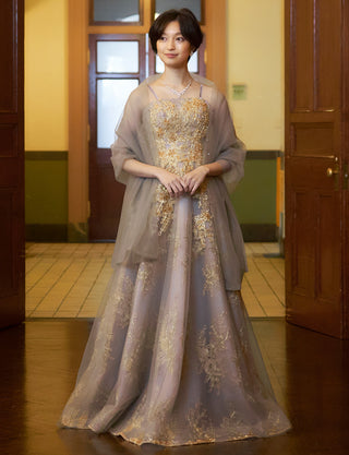 TWEED DRESS(ツイードドレス)のダークグレーロングドレス・チュール|TN2015-DGYの全身正面ストール着用画像です。