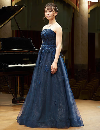 TWEED DRESS(ツイードドレス)のダークネイビーロングドレス・チュール|TN2020-DNYの全身斜め画像です。
