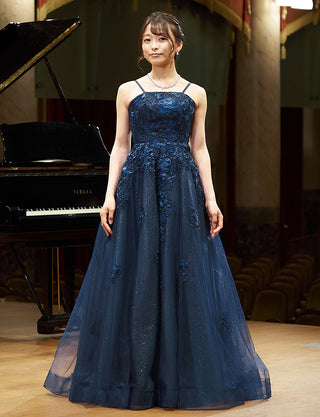 TWEED DRESS(ツイードドレス)のダークネイビーロングドレス・チュール|TN2020-DNYの全身正面ストラップ着用画像です。