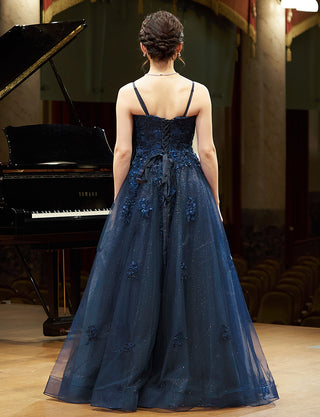 TWEED DRESS(ツイードドレス)のダークネイビーロングドレス・チュール|TN2020-DNYの全身背面ストラップ着用画像です。