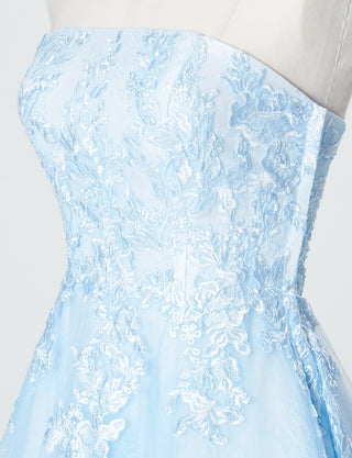 TWEED DRESS(ツイードドレス)のアイスブルーロングドレス・チュール|TN2024-IBLのトルソー上半身斜め画像です。
