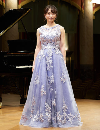 TWEED DRESS(ツイードドレス)のラベンダーグレーロングドレス・チュール|TN2024-LVGYの全身正面ボレロ着用画像です。