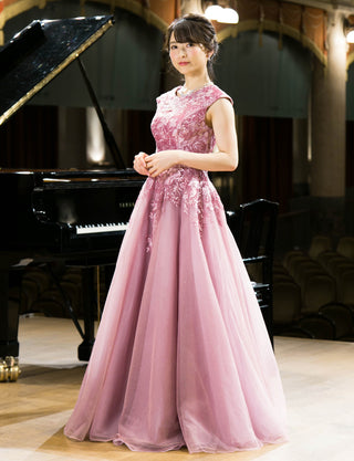 TWEED DRESS(ツイードドレス)のスモーキーピンクロングドレス・チュール|TW1941-SYPKの全身斜め画像です。