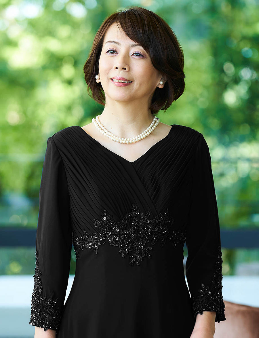 新品タグ付✨大きいサイズ✨マザーズドレス　マキシ丈　結婚式　ブラック　L〜XL 結婚式 母親ドレス 黒レース・マザーズドレス レース8分袖