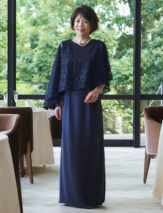 結婚式母親ドレス ダークネイビー｜スパンコール入りチュールレース・ケープ付き・ロング丈・二の腕カバー・50代〜60代向けマザードレス