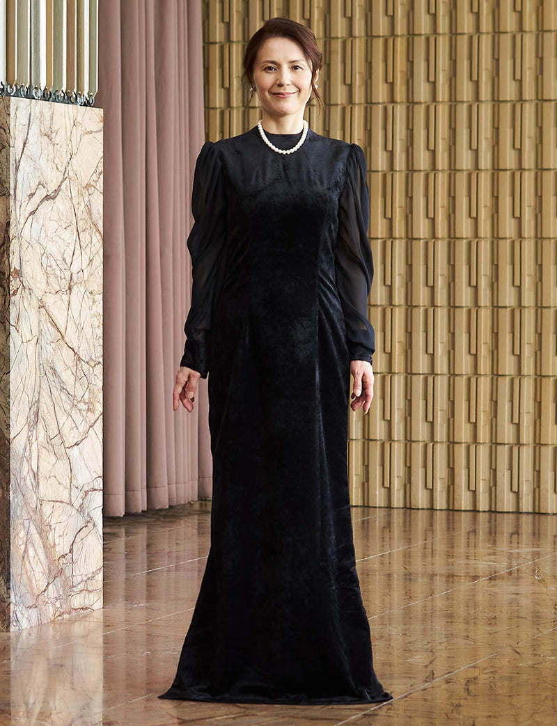 結婚式母親ドレス ブラック｜国産ベロア・シフォン袖付き・マーメイドライン・ロング丈・秋冬向けマザードレス