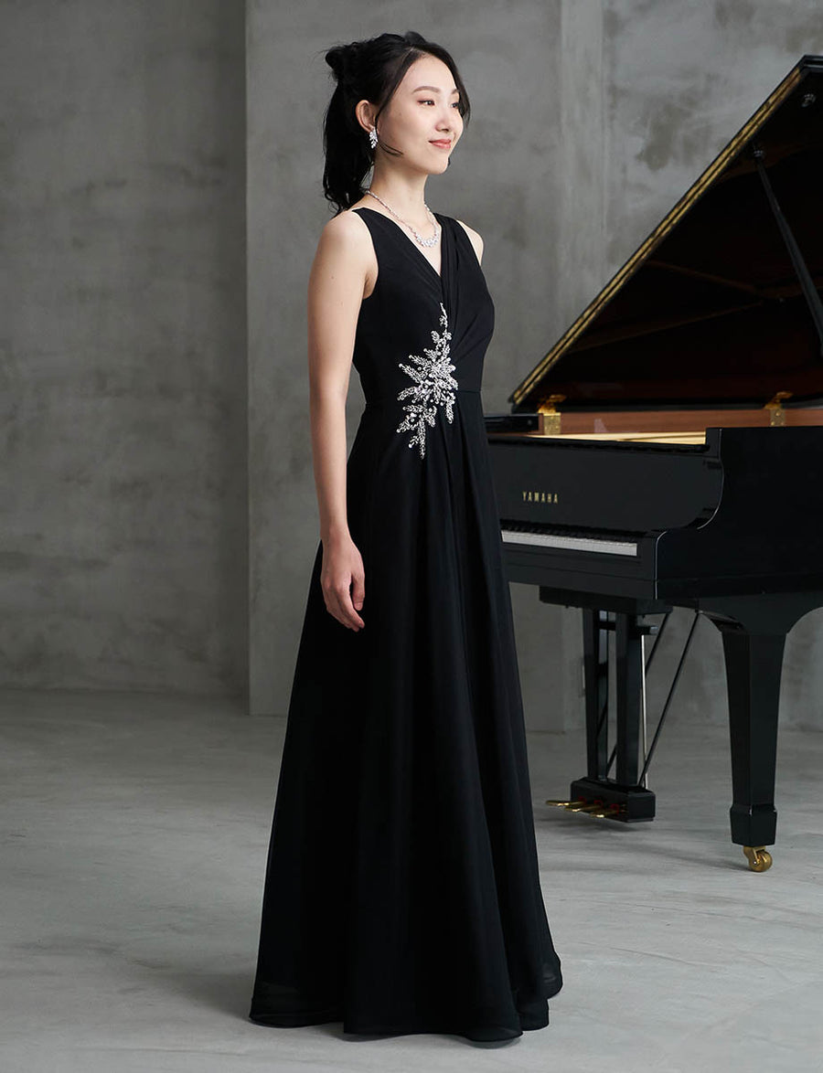 ツイードファインフェザーズ　ビジュー　ロングドレス ブラック 高級 演奏会 美品 演奏会ドレス・ステージドレスにお薦めブラックロングドレス