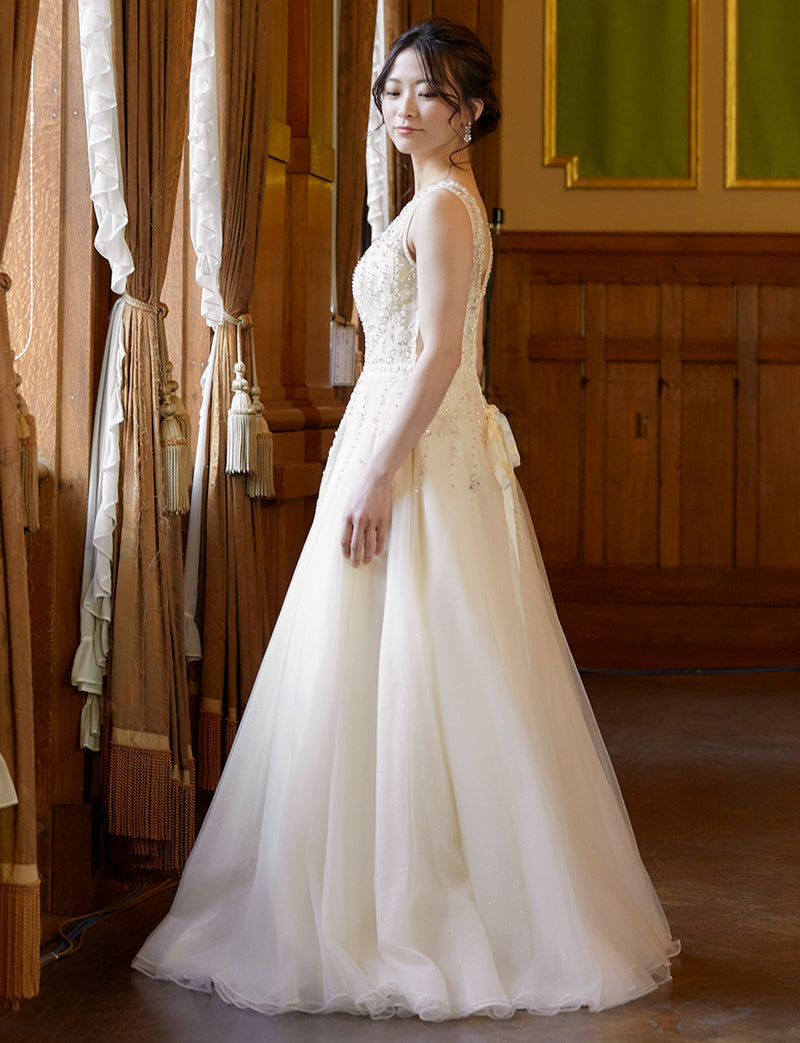 TWEED DRESS(ツイードドレス)のアイボリーロングドレス・チュール｜TN2007-IVYの全身側面画像です。