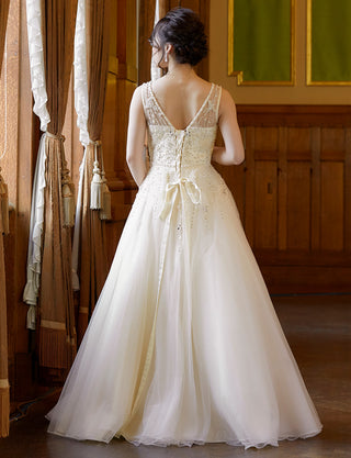 TWEED DRESS(ツイードドレス)のアイボリーロングドレス・チュール｜TN2007-IVYの全身背面画像です。