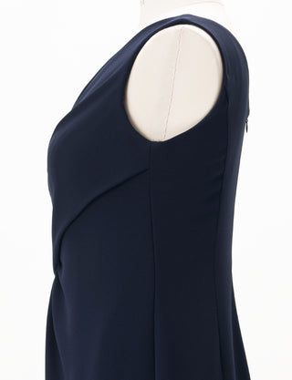 TWEED DRESS(ツイードドレス)のダークネイビーロングドレス・クレープ素材 ｜T-1509-DNYのトルソー上半身側面画像です。
