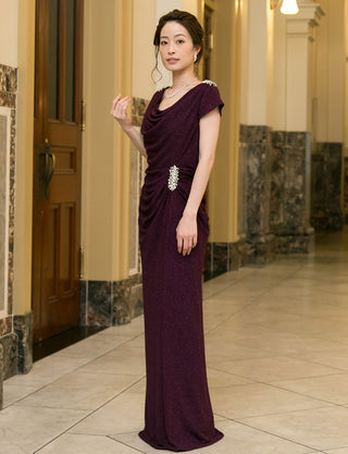 TWEED DRESS(ツイードドレス)のバーガンディーロングドレス・ラメ/ポリウレタン｜T-1284-BGDの全身斜め画像です。