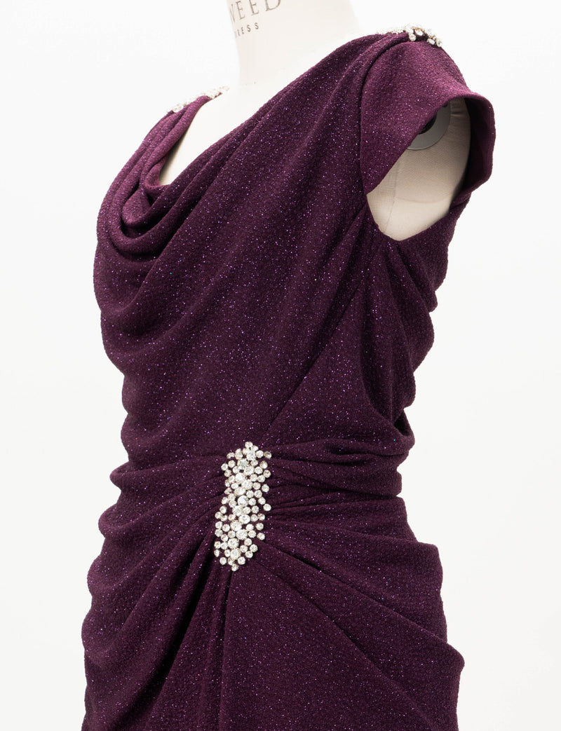 TWEED DRESS(ツイードドレス)のバーガンディーロングドレス・ラメ/ポリウレタン｜T-1284-BGDのトルソー上半身斜め画像です。
