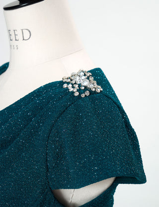 TWEED DRESS(ツイードドレス)のペトロールグリーンロングドレス・ラメ/ポリウレタン｜T-1284-PTGNの上半身肩部分ビジュ装飾拡大画像です。