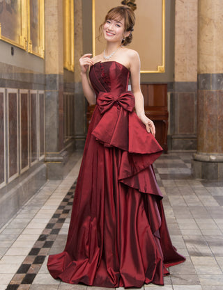 TWEED DRESS(ツイードドレス)のワインレッドロングドレス・タフタ｜TB1701-WRDの全身斜め画像です。