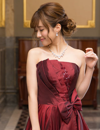 TWEED DRESS(ツイードドレス)のワインレッドロングドレス・タフタ｜TB1701-WRDの上半身正面画像です。