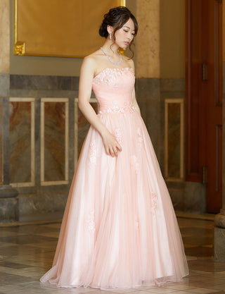 TWEED DRESS(ツイードドレス)のシェルピンクロングドレス・チュール｜TB1703-SHPKの全身斜め画像です。