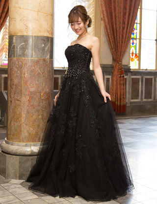 TWEED DRESS(ツイードドレス)のブラックロングドレス・チュール｜TB1714-BKの全身斜め画像です。
