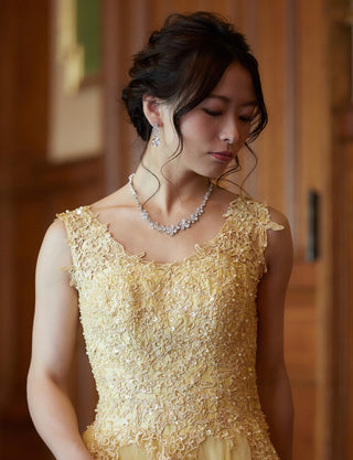TWEED DRESS(ツイードドレス)のレモンイエローロングドレス・チュール｜TB1719-LYWの上半身正面画像です。