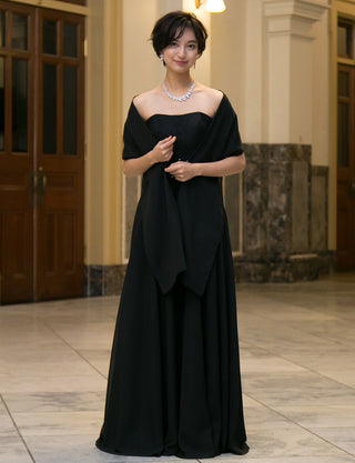 TWEED DRESS(ツイードドレス)のブラックロングドレス・シフォン｜TB1722-BKの全身正面ストール着用画像です。