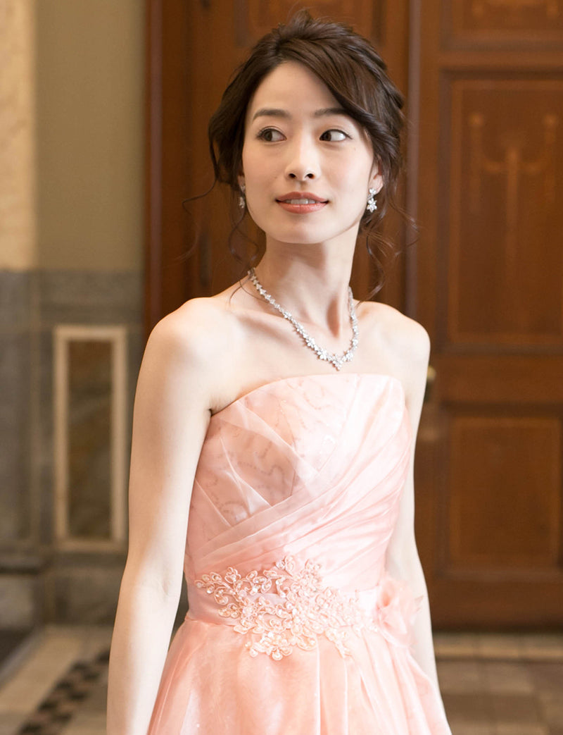 TWEED DRESS(ツイードドレス)のシェルピンクロングドレス・オーガンジー/チュール｜TB1735-SHPKの上半身斜め画像です。
