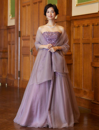 TWEED DRESS(ツイードドレス)のパープルグレーロングドレス・チュール｜TB1741-PEGYの全身正面ストール着用画像です。