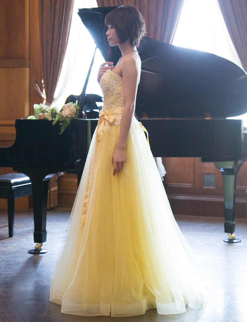 TWEED DRESS(ツイードドレス)のレモンイエローロングドレス・チュール｜TB1746-LYWの全身側面画像です。