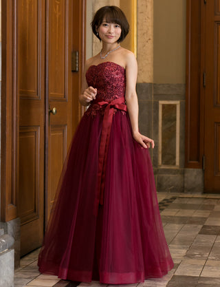 TWEED DRESS(ツイードドレス)のワインレッドロングドレス・チュール｜TB1746-WRDの全身斜め画像です。