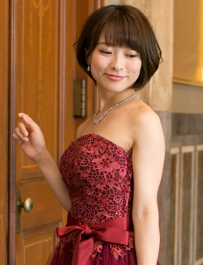 TWEED DRESS(ツイードドレス)のワインレッドロングドレス・チュール｜TB1746-WRDの上半身斜め画像です。