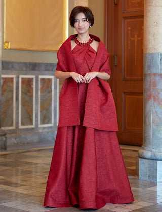 TWEED DRESS(ツイードドレス)のワインレッドロングドレス・ジャガード｜TB1747-WRDの全身正面ストール着用画像です。