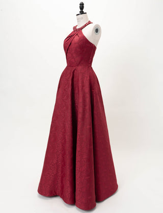 TWEED DRESS(ツイードドレス)のワインレッドロングドレス・ジャガード｜TB1747-WRDのトルソー全身斜め画像です。