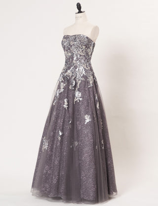 TWEED DRESS(ツイードドレス)のシルバーグレーロングドレス・チュール｜TB1763-1-SGYのトルソー全身斜め画像です。