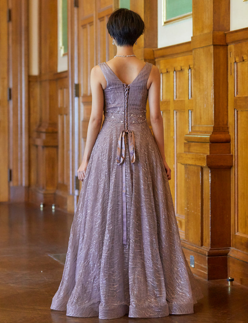 TWEED DRESS(ツイードドレス)のグレーベージュロングドレス・チュール｜TB1764-1-GBEの全身背面画像です。