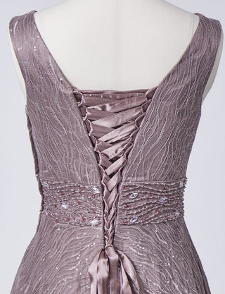TWEED DRESS(ツイードドレス)のグレーベージュロングドレス・チュール｜TB1764-1-GBEのトルソー上半身背面画像です。