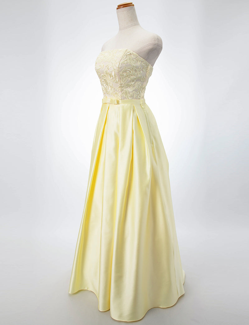 TWEED DRESS(ツイードドレス)のレモンイエローロングドレス・サテン｜TB1786-LYWのトルソー全身斜め画像です。