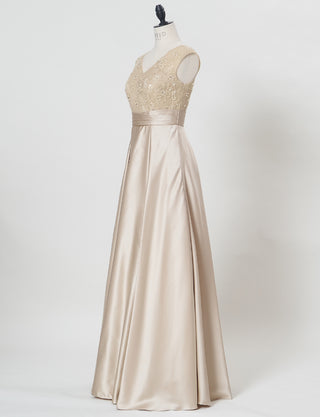 TWEED DRESS(ツイードドレス)のシャンパンゴールドロングドレス・サテン｜TD1812-CGDのトルソー全身斜め画像です。