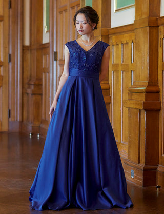 TWEED DRESS(ツイードドレス)のロイヤルブルーロングドレス・サテン｜TD1812-RBLの全身正面画像です。