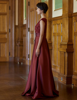 TWEED DRESS(ツイードドレス)のワインレッドロングドレス・サテン｜TD1812-WRDの全身側面画像です。