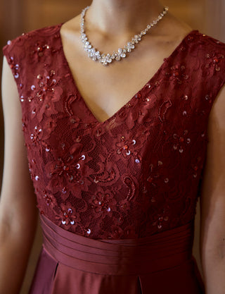 TWEED DRESS(ツイードドレス)のワインレッドロングドレス・サテン｜TD1812-WRDの上半身装飾拡大画像です。