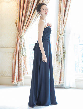 TWEED DRESS(ツイードドレス)のダークネイビーロングドレス・サテン｜TD1830-DNYの全身側面画像です。