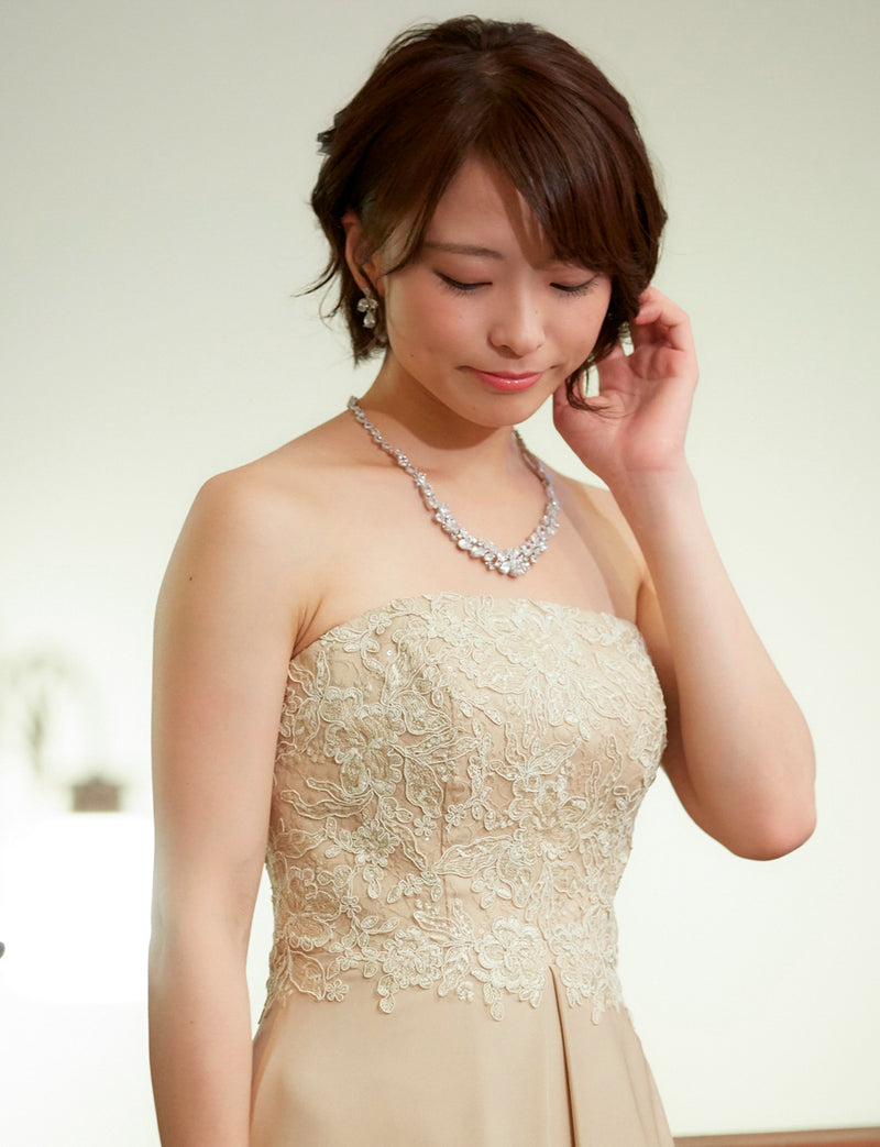 TWEED DRESS(ツイードドレス)のシャンパンゴールドロングドレス・サテン｜TD1830-CGDの上半身斜め画像です。