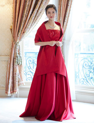 TWEED DRESS(ツイードドレス)のダークレッドロングドレス・サテン｜TD1839-DRDの全身正面ストール着用画像です。