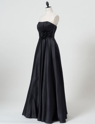 TWEED DRESS(ツイードドレス)のブラックロングドレス・サテン ｜TH1407-1-BKのトルソー全身斜め画像です。