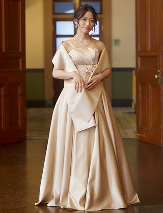 TWEED DRESS(ツイードドレス)のシャンパンゴールドロングドレス・サテン ｜TH1407-1-CGDの全身正面ストール着用画像です。