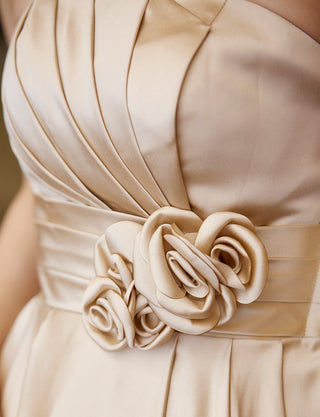 TWEED DRESS(ツイードドレス)のシャンパンゴールドロングドレス・サテン ｜TH1407-1-CGDの上半身装飾拡大画像です。