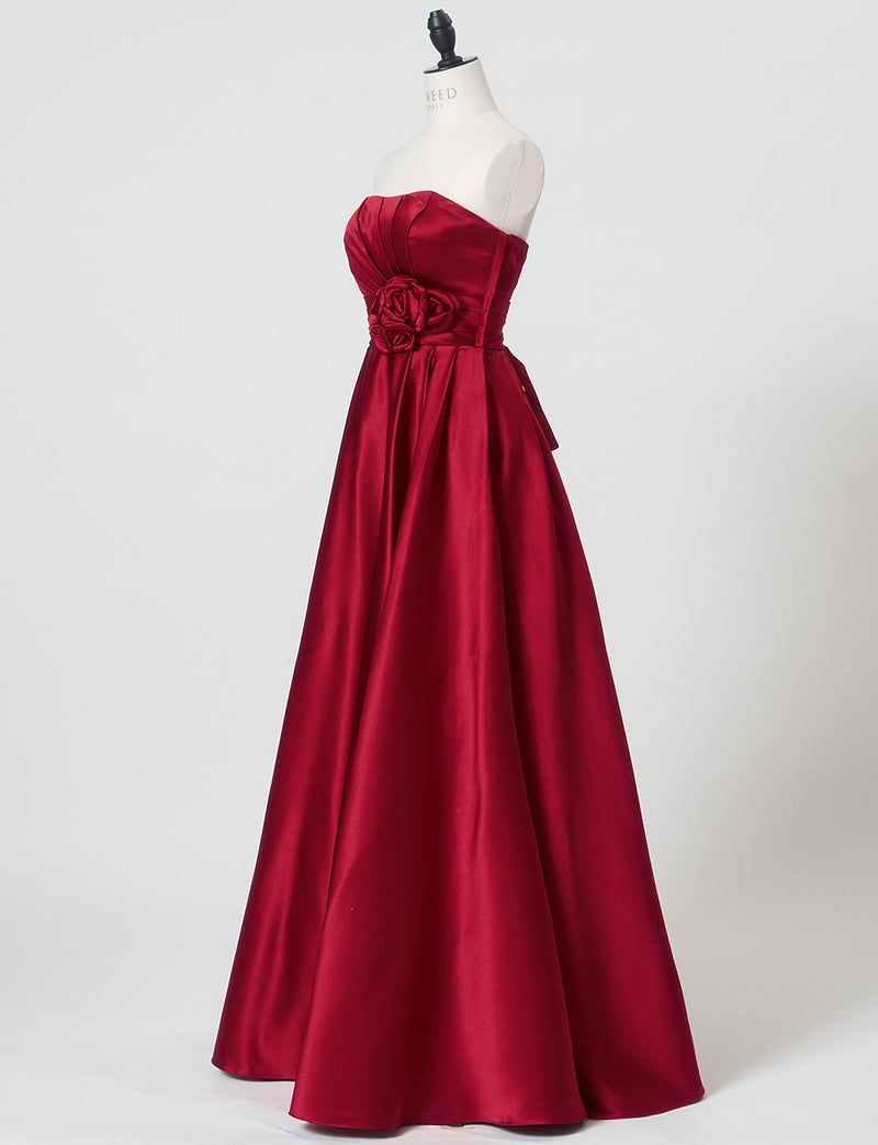 TWEED DRESS(ツイードドレス)のレッドロングドレス・サテン ｜TH1407-1-RDのトルソー全身斜め画像です。