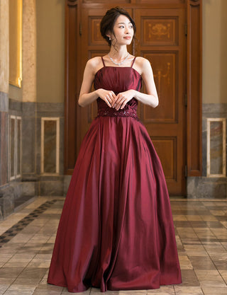 TWEED DRESS(ツイードドレス)のワインレッドロングドレス・タフタ ｜TH1408-WRDの全身正面ストラップ着用画像です。